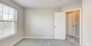 43537 CLIVEDON Court Gallery 28