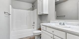 Haden Holly Station - Duplexes & Townhomes in Siloam Springs, AR Gallery 1