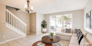 2281 NE 42nd Cir Gallery 3