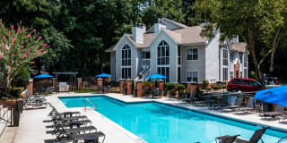 Hub at 934 Apartments Gallery 2