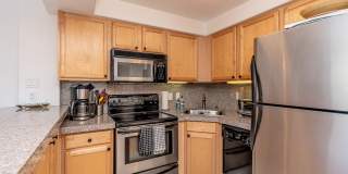 1833 North Williams Street - 504 Gallery 4