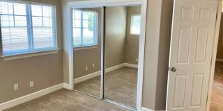 Newer 5 Bedroom House Close to Cal Poly Gallery 14