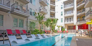 2020 E 7th St Gallery 1