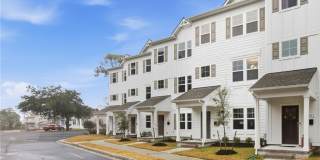 2923 Pretty Lake Avenue Gallery 3