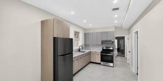 345 Walnut St Gallery 36