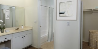 eaves Huntington Beach Gallery 9