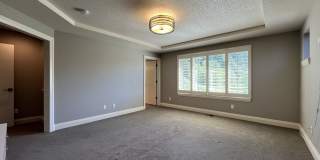 Elegant South Cooper Mountain Home with 4 Bedrooms, Bonus Room, Main-Level Suite & Designer Finishes Gallery 35