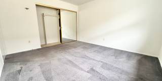10632 Oak Street Gallery 11