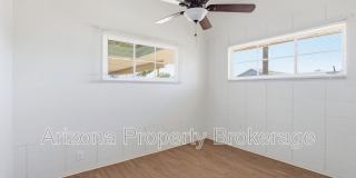 450 W. 6th St. Gallery 15