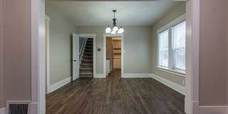 3 Bedroom / 2 Bath Home with Garage off 45th and Leavenworth! Gallery 8