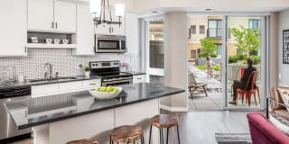 Vintage on Selby Gallery 31