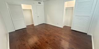 River Oaks Gallery 57