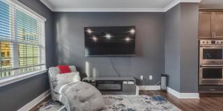 7806 JOHNNYCAKE Road Gallery 12