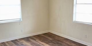 3 bedroom 1.5 bathroom! HOUSING ACCEPTED! Gallery 18