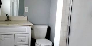 Beautiful, spacious 3 bed 2 bath home in Englewood Gallery 14