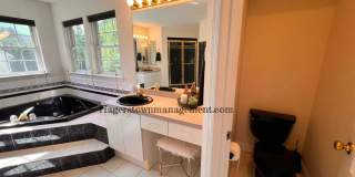 Luxury Home in Woodbridge Luxury Home in Woodbridge Gallery 27