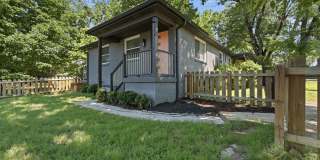 Cozy East Nashville Home Gallery 22