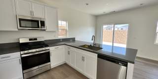 158 N Sutter Ave Gallery 8