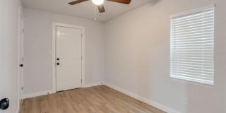 3407 South Lee Avenue Gallery 10