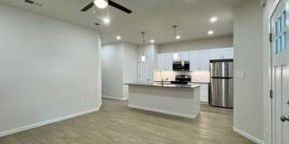 1219 S Austin Street Gallery 4