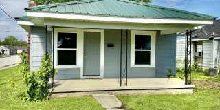 1141 South Calumet Street Gallery 1