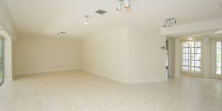 ** LUXURY PARK SHORE STUNNING FULLY REMODELED MODERN UNFURNISHED 3/2 PRIVATE LARGE PATIO HOME WITH PRIVATE PARK SHORE BEACH ACCESS ** NO HOA ** MOVE IN TODAY ** Gallery 37