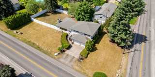 Spacious 3BR + Bonus Tri-Level in Spokane Valley - Fireplace, Corner Lot & Garage Gallery 27