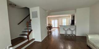 41717 MCMONAGLE SQ Gallery 5