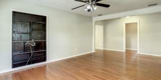 Charming Three bedroom one bath with huge backyard Gallery 12