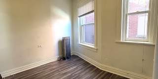 1306 N Elizabeth St Gallery 2