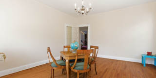 Stunning 5 Bedroom 2.5 Bathroom Home in Squirrel Hill Gallery 30