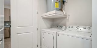 Arlo Decatur Apartments Gallery 33