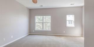5140 DONOVAN Drive Gallery 27
