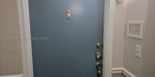 1950 N Andrews Ave Gallery 4