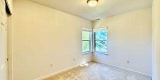 Beautiful 4 Bed/2.5 Bath Home in Lynnwood – Great Location & Spacious Layout Beautiful 4 Bed/2.5 Bath Home in Lynnwood – Great Location & Spacious Layout Gallery 21