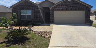 3 miles from Lackland AFB!! Gallery 4