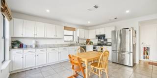 39 Longleaf Coral Gallery 13