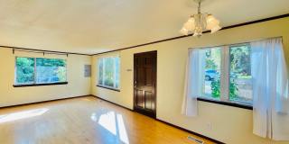Massive House with Elegant Finishes in Madison Valley! Gallery 5