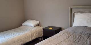 Knoxville 37921 - Fully Furnished - 3 bedroom, 2 bath home - Contact Sharon Arnwine (865) 313-7215 Gallery 14