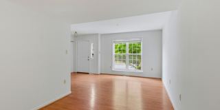 1033 Higgins Way - 1 Gallery 3