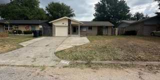 4 Bed, 3 Bath 1 Car Garage 4 Bed, 3 Bath 1 Car Garage Gallery 1