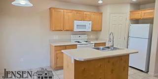 Hidden Valley Town Home Gallery 8