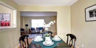 Courtyard Apartments Gallery 15