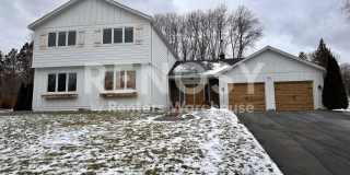 5 Bedroom 3 Bathroom Single Family Home in Burnsville Gallery 1