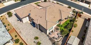 3 bed, 2 bath, office, 3 car garage. UTILITIES included Gallery 52