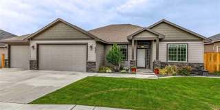 Beautiful 4 Bedroom Home in South Kennewick's Cherry Creek Neighborhood Gallery 1
