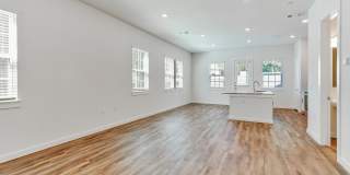 Legacy On Rockhill Gallery 104