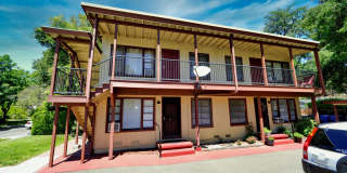 4225 V Street Unit 2 Gallery 3