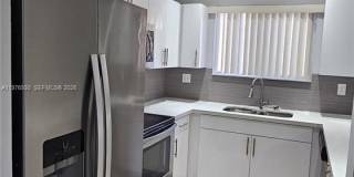 3389 NE 4th St Gallery 12