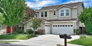 Large, Beautiful Shadow Lakes Home in Court Location Gallery 1